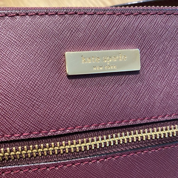 KATE SPADE PLUM LAUREL SAFFIANO LEATHER CROSSBODY LAVENDER KS JACQUARD INTERIOR - Picture 13 of 16